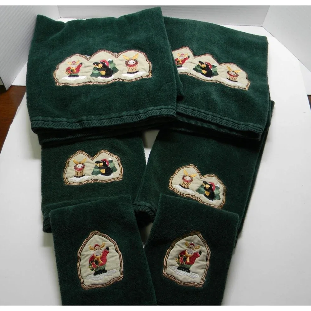 Make the Season Bright Christmas Towel Set of 6 Towels, Hand Towels, Cloths EUC